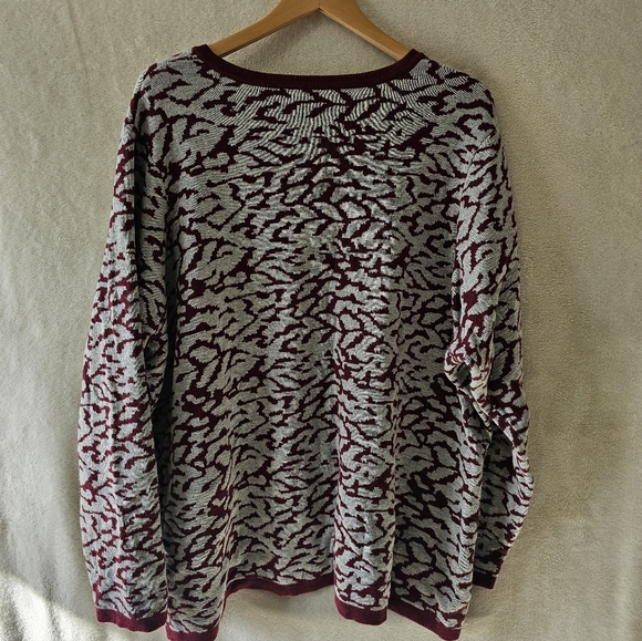 Denim & Co Burgundy & Gray Patterned Button Up Cardigan Sweater 3X - Picture 6 of 6